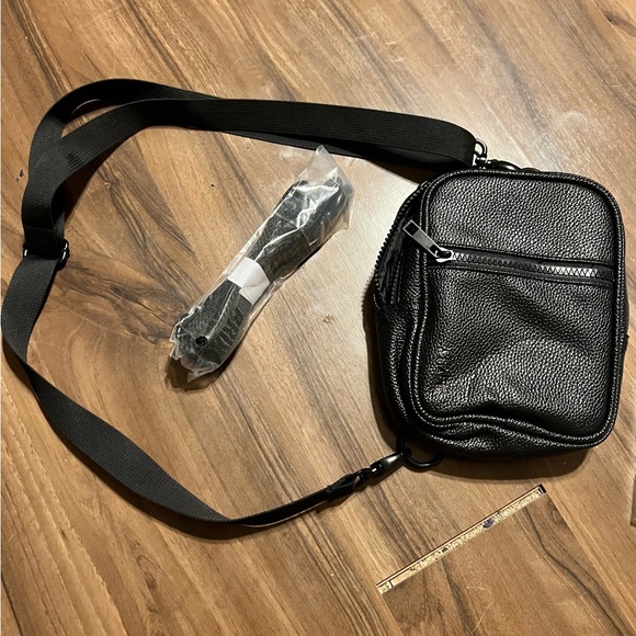 Brixley Leather Midnight Crossbody Sling Bag w/ Extra Strap! - Picture 2 of 7